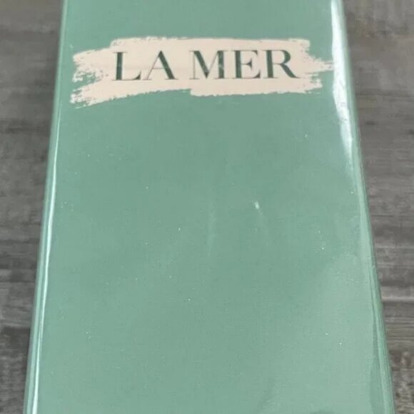 La Mer the treatment lotion 5 oz/150ml - Picture 2 of 3
